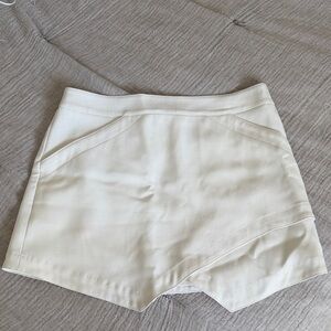BCBG Women's Off White Mini Skirt